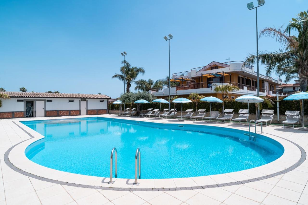 Le Della Contea -vacation 4* Mascali