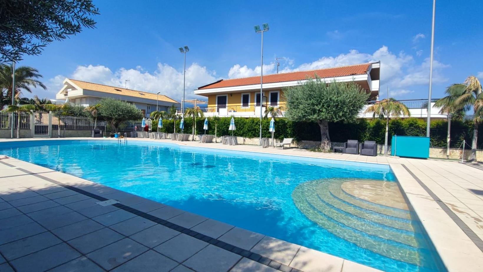 Aparthotel Le Della Contea -vacation Mascali