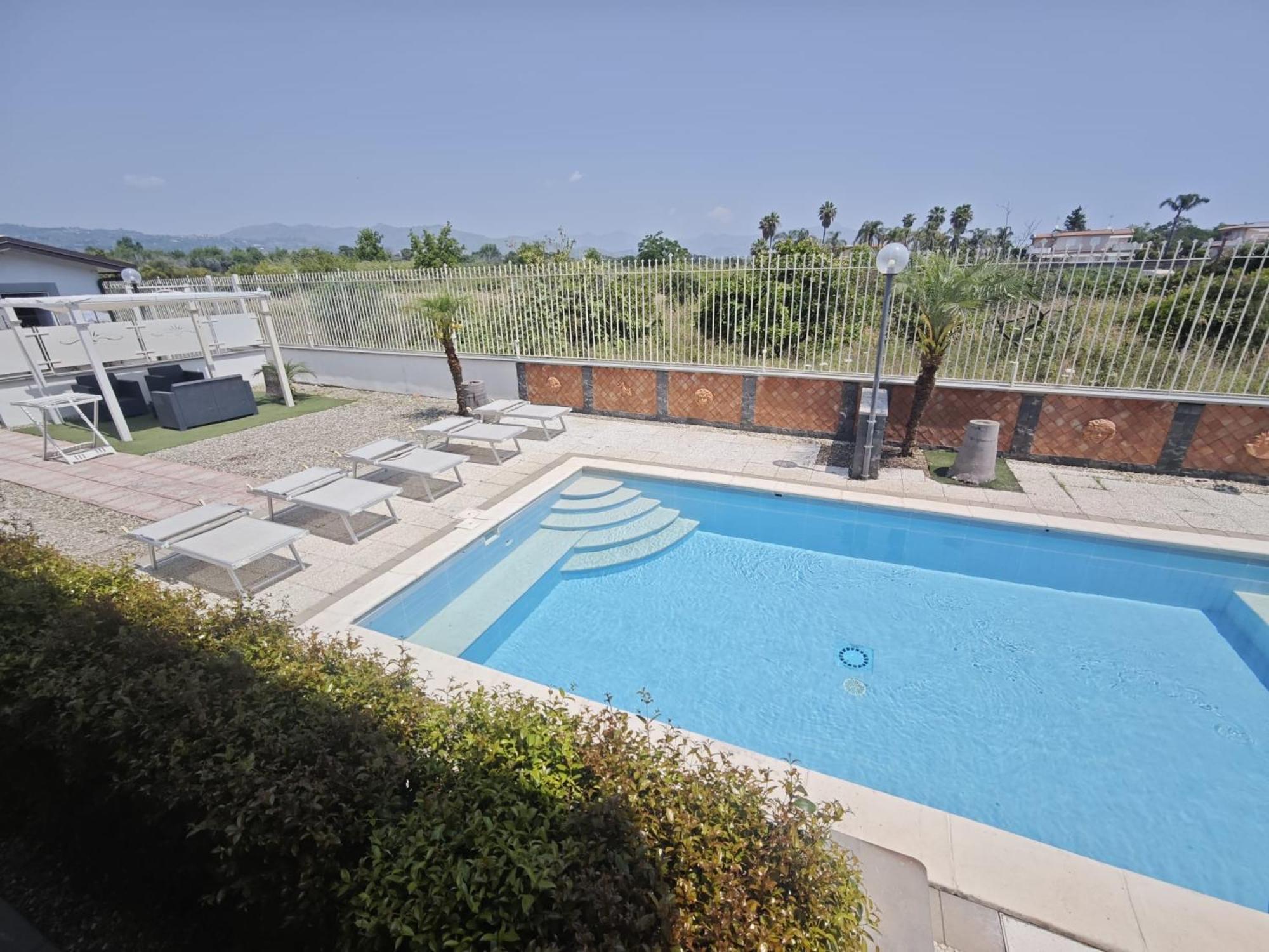 Le Della Contea -vacation 4* Mascali