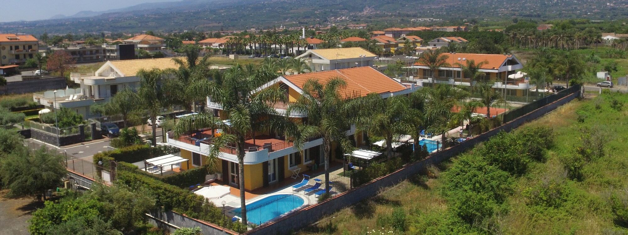 Le Della Contea -vacation Apartahotel 4*